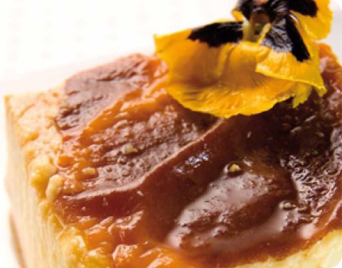 Leche asada perfumada con lavanda