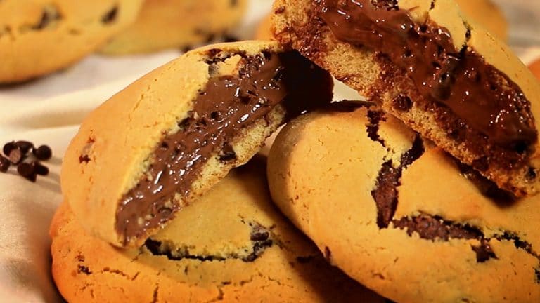 Galletas Rellenas con Crema de Avellanas