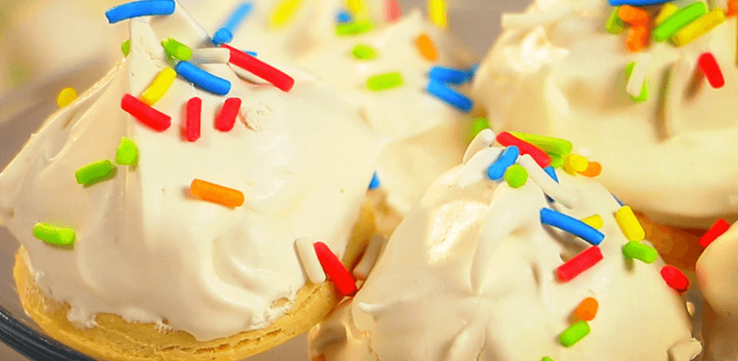 Tacitas de merengue